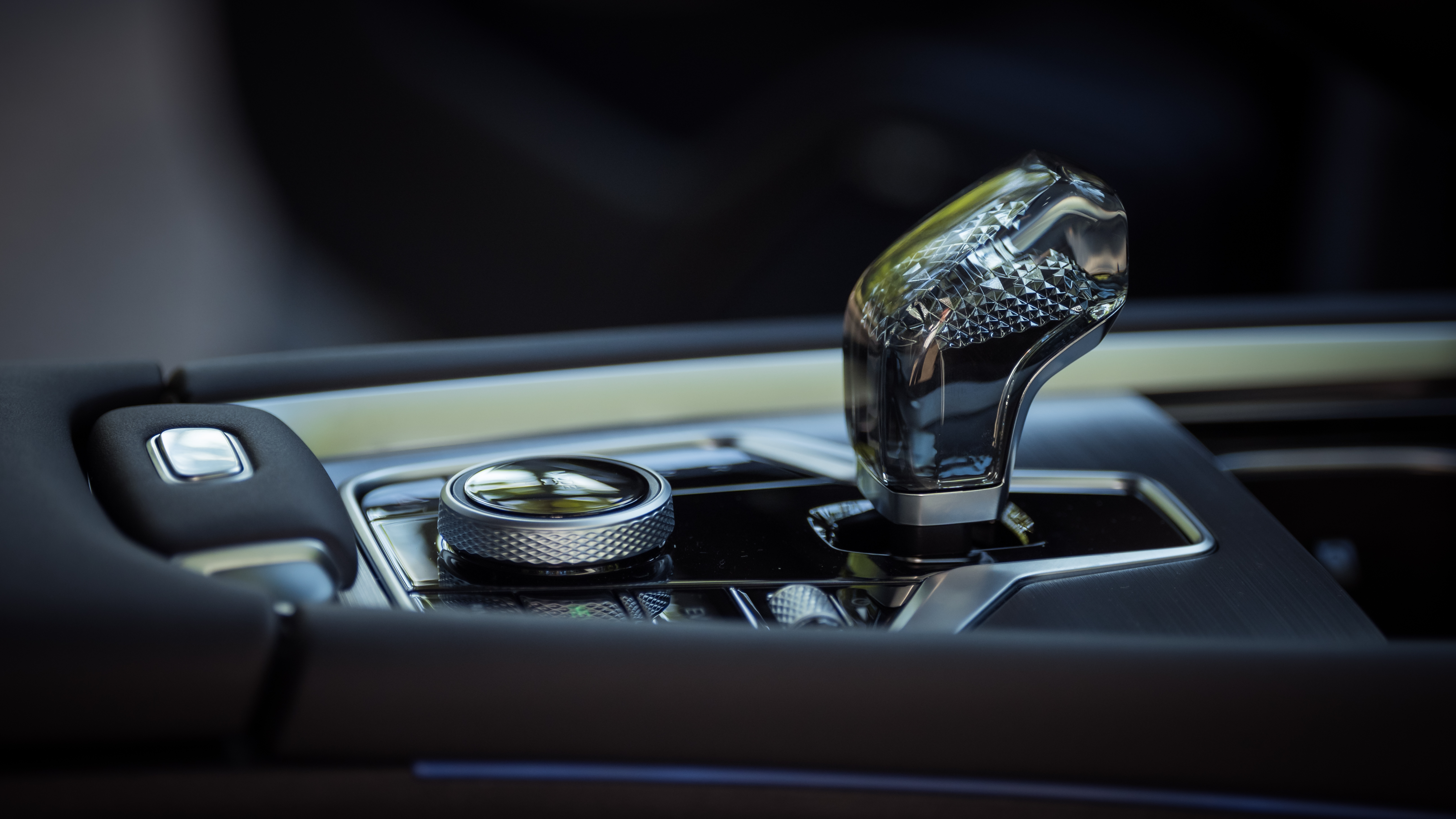 Fotografie auto pentru Chery · Campanie auto realizată de VibeArt24