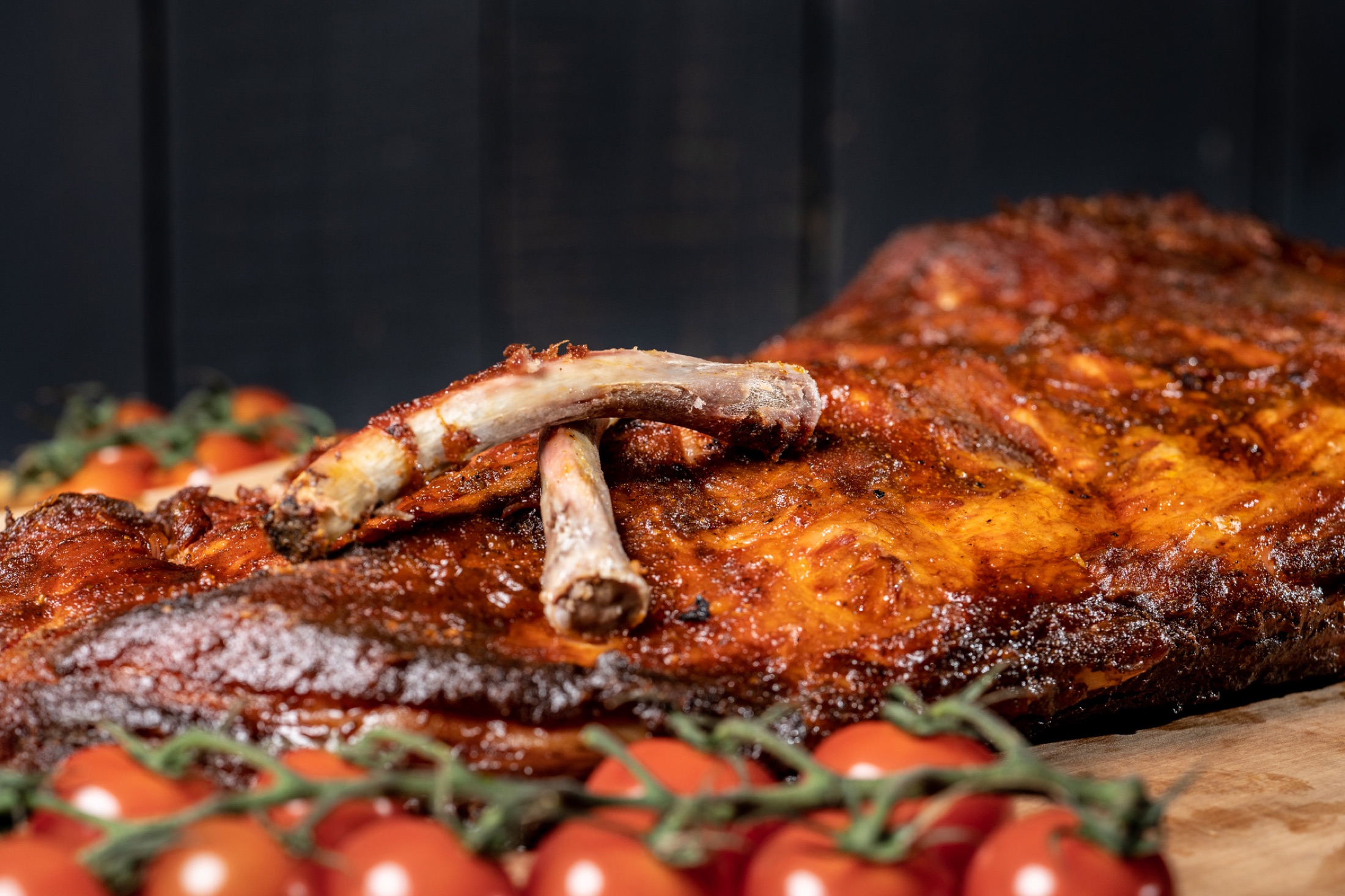 Fotografie comercială BBQ · Coaste realizată de VibeArt24