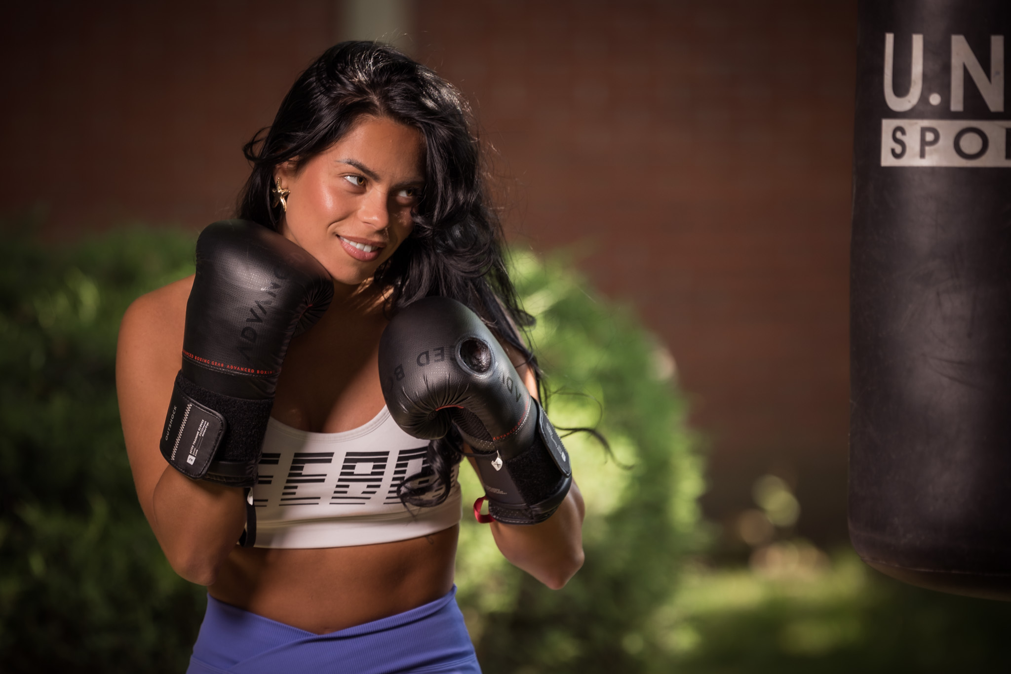 Lea – ședință foto sportivă cu mănuși de box realizată de VibeArt24